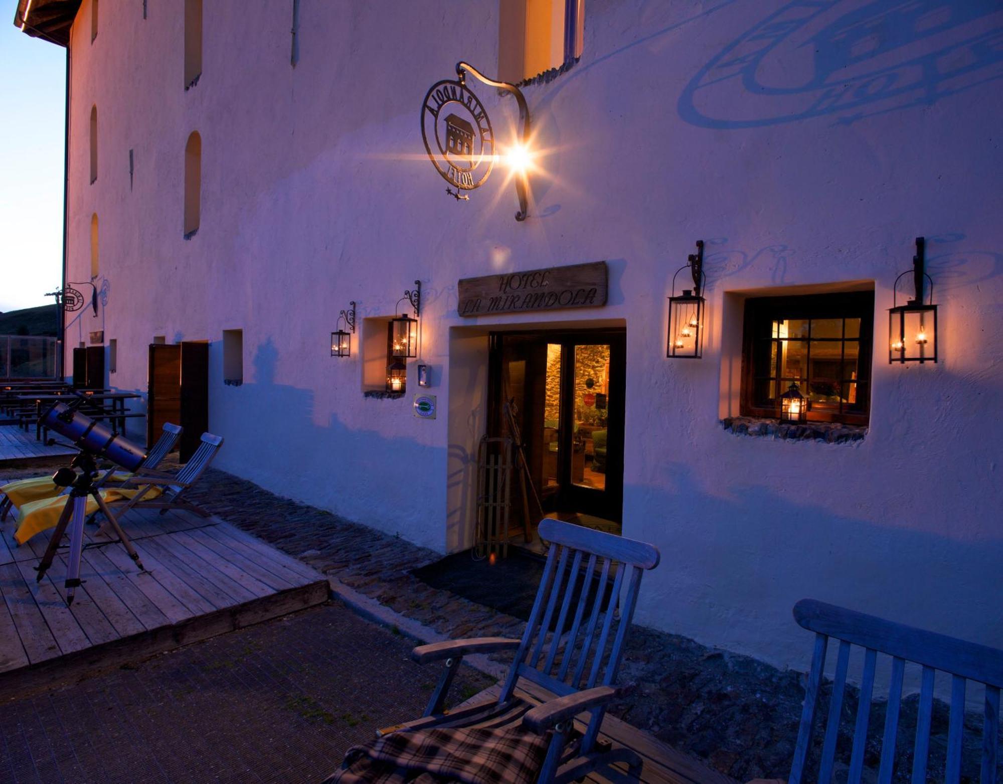 Hotel Dimora Storica La Mirandola Passo del Tonale Eksteriør billede