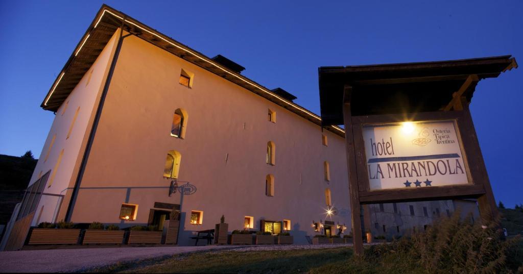 Hotel Dimora Storica La Mirandola Passo del Tonale Eksteriør billede